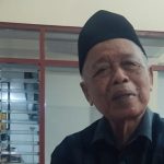 Mbah Untung Said usai Sholat Subuh di masjid PB Jenderal Sudirman, Lumajang (Suharyo/Trobosco)