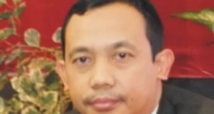 Prof. Latipun, Guru Besar pertama Fakultas Psikologi UMM asal Desa Wotgalih (Foto: Istimewa)