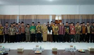 bunda-indah-khawatir-dikira-pencitraan-lebih-suka-fokus-bekerja