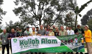 tim-abn-studi-ke-kebun-buah-milik-konglomerat-sosro-group