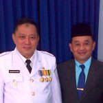 dr-sjahrazat-masdar-bupati-lumajang-yang-tegas-disiplin-dan-teladan-birokrasi