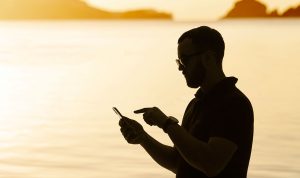 hidup-di-era-netizenisasi-ketika-benar-dan-salah-semakin-relatif