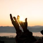 makna-dan-energi-doa-menurut-al-quran-dan-sains