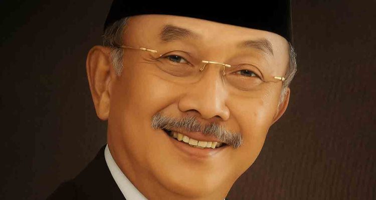 mengenang-bupati-dari-masa-ke-masa-1-achmad-fauzi-pemimpin-humble-merakyat-dan-melegenda