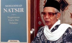 mengokohkan-keteladanan-mohammad-natsir-negarawan-guru-dan-dai-teladan-bangsa-trco