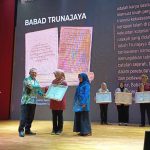 naskah-babad-trunajaya-dari-jawa-timur-resmi-jadi-ingatan-kolektif-nasional-ikon-2025