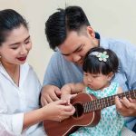 orang-tua-sebagai-idola-anak-membangun-teladan-cinta-dan-generasi-kuat-sejak-dini