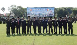 semangat-tni-prima-di-hut-ke-80-profesional-bersatu-dengan-rakyat-menuju-indonesia-maju