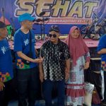 kisah-inspiratif-satu-satunya-peserta-tunanetra-yang-ikut-jalan-sehat-milad-muhammadiyah-ke-113-di-lumajang