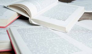 menulis-itu-mudah-dan-menyenangkan-belajar-dari-para-penulis-hebat