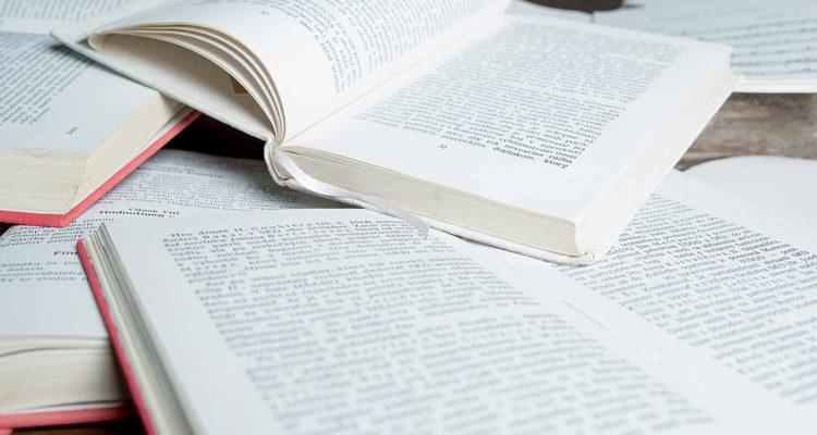 menulis-itu-mudah-dan-menyenangkan-belajar-dari-para-penulis-hebat