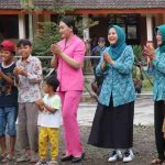 pkk-lumajang-turun-langsung-bantu-korban-erupsi-semeru-di-pronojiwo-trco