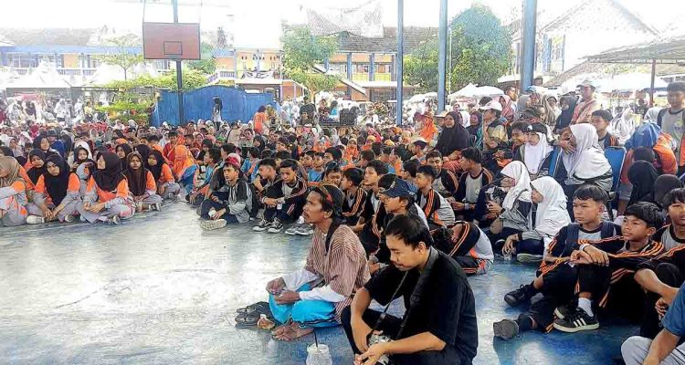 ribuan-peserta-padati-jalan-santai-milad-muhammadiyah-ke-113