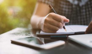 mau-lebih-cerdas-buktikan-dengan-menulis-setiap-hari