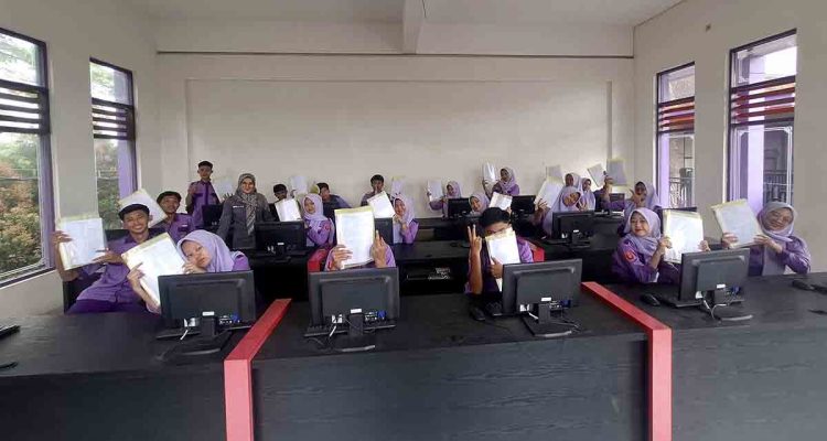 sinkronkan-dengan-industri-smk-ahmad-yani-jabung-gelar-uji-kompetensi-keahlian-trco