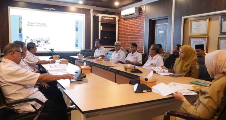 pengurus-lazismu-lumajang-silaturahmi-ke-bupati-bunda-indah-trco