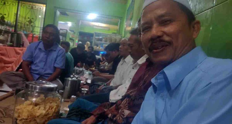 halal-bihalal-di-griya-lalapan-basir-penuh-kebersamaan-sambil-mendengarkan-tausiyah-trco