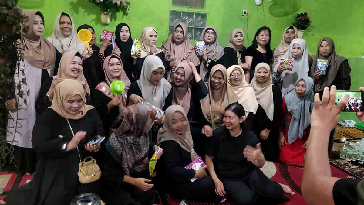 halal-bihalal-di-griya-lalapan-basir-penuh-kebersamaan-sambil-mendengarkan-tausiyah1