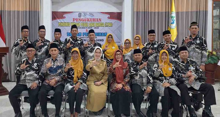 pengukuhan-pengurus-yayasan-peduli-anak-bangsa-lumajang-masa-bakti-2025-2030