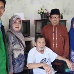 dua-tahun-stroke-slamet-eks-tukang-becak-terima-kursi-roda-baznas