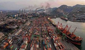 indonesia-dan-middle-income-trap-kaya-sumber-daya-miskin-produktivitas