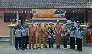 dari-perlengkapan-sekolah-tumbuh-semangat-untuk-terus-sekolah