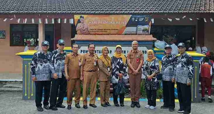dari-perlengkapan-sekolah-tumbuh-semangat-untuk-terus-sekolah