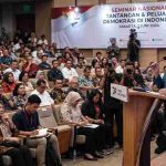 mujani-industri-demokrasi-dan-ajakan-kontroversial-itu